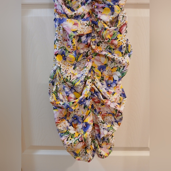 Zara Mini Ruched Floral Puff Sleeve Bodycon Dress Size Small - Picture 6 of 8